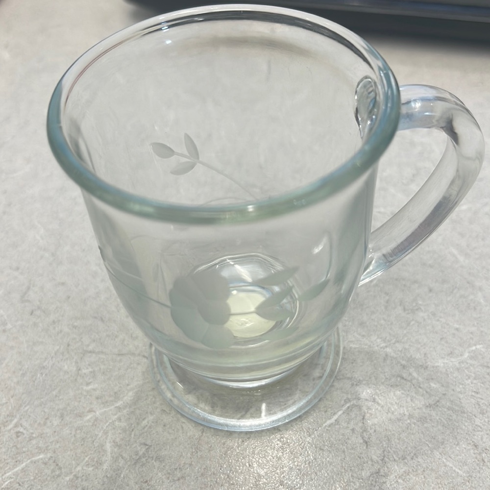 Princess House Mini Mug in Heritage pattern.